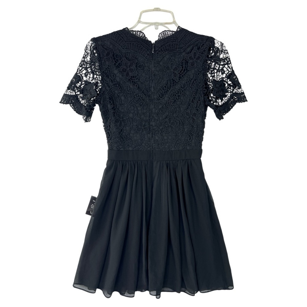 LULUS WOMEN’S NWT ANGEL IN DISGUISE BLACK LACE SKATER  DRESS SZ 4 - Picture 5 of 9